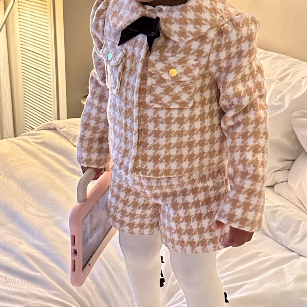 Janie and Jack Tan and White Kids Matching Set